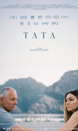 Tata met nagesprek